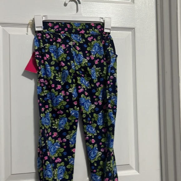 Shirt and pants - Picture 5 of 13